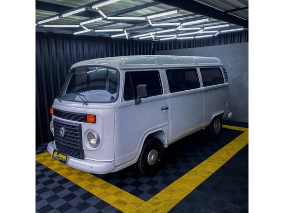 VOLKSWAGEN KOMBI 1.4 MI FURGÃO 8V FLEX 3P MANUAL VOLKSWAGEN KOMBI 1.4 MI FURGÃO 8V FLEX 3P MANUAL